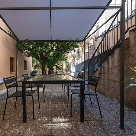 Gasthuis Light Garden Taormina